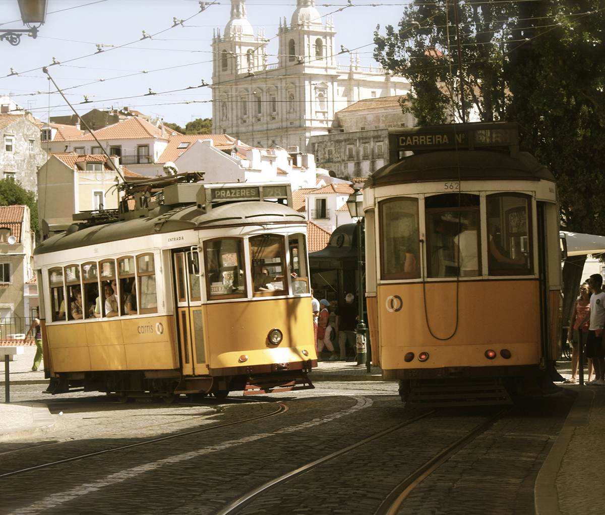 visiting lisbon trains